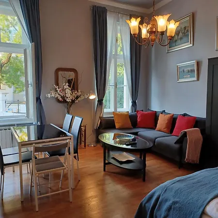 Apartment Leda