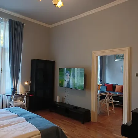 Apartment Leda *